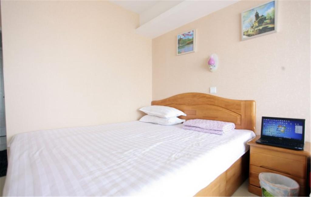 Bett im Frauenschlafsaal mit 6 Betten