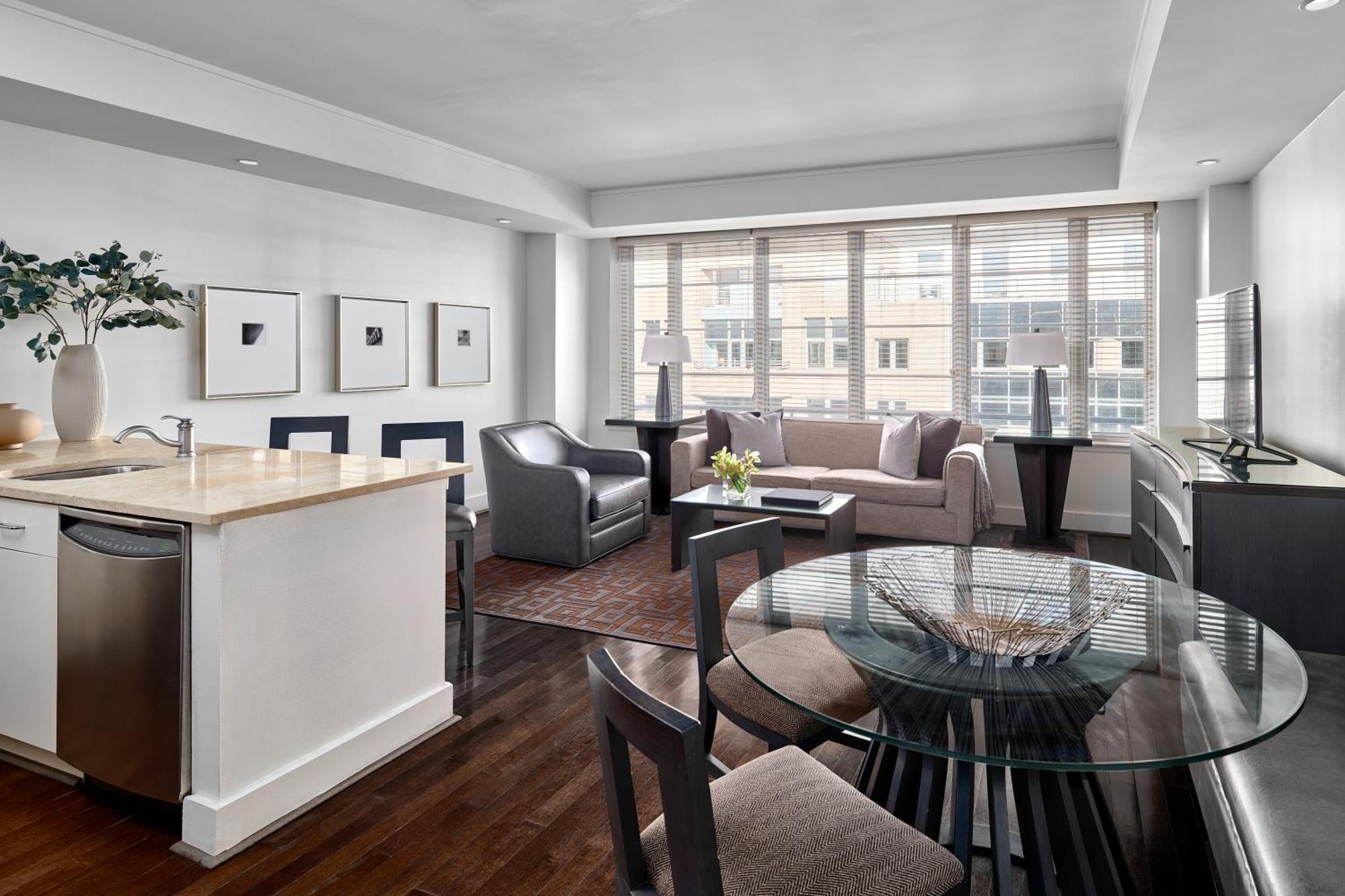 One Bedroom Platinum Suite