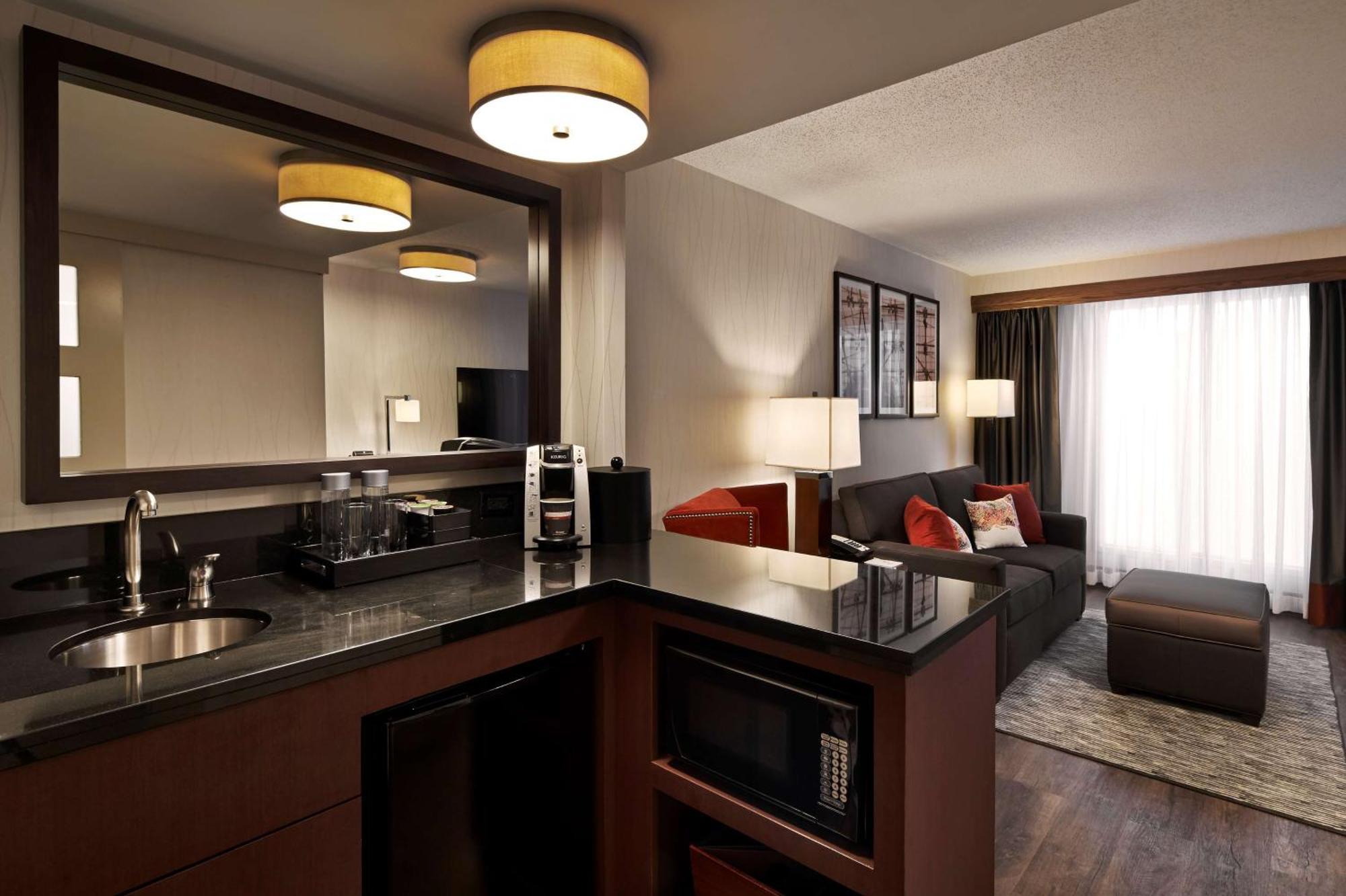 Premium Two-Room King Suite High Floor