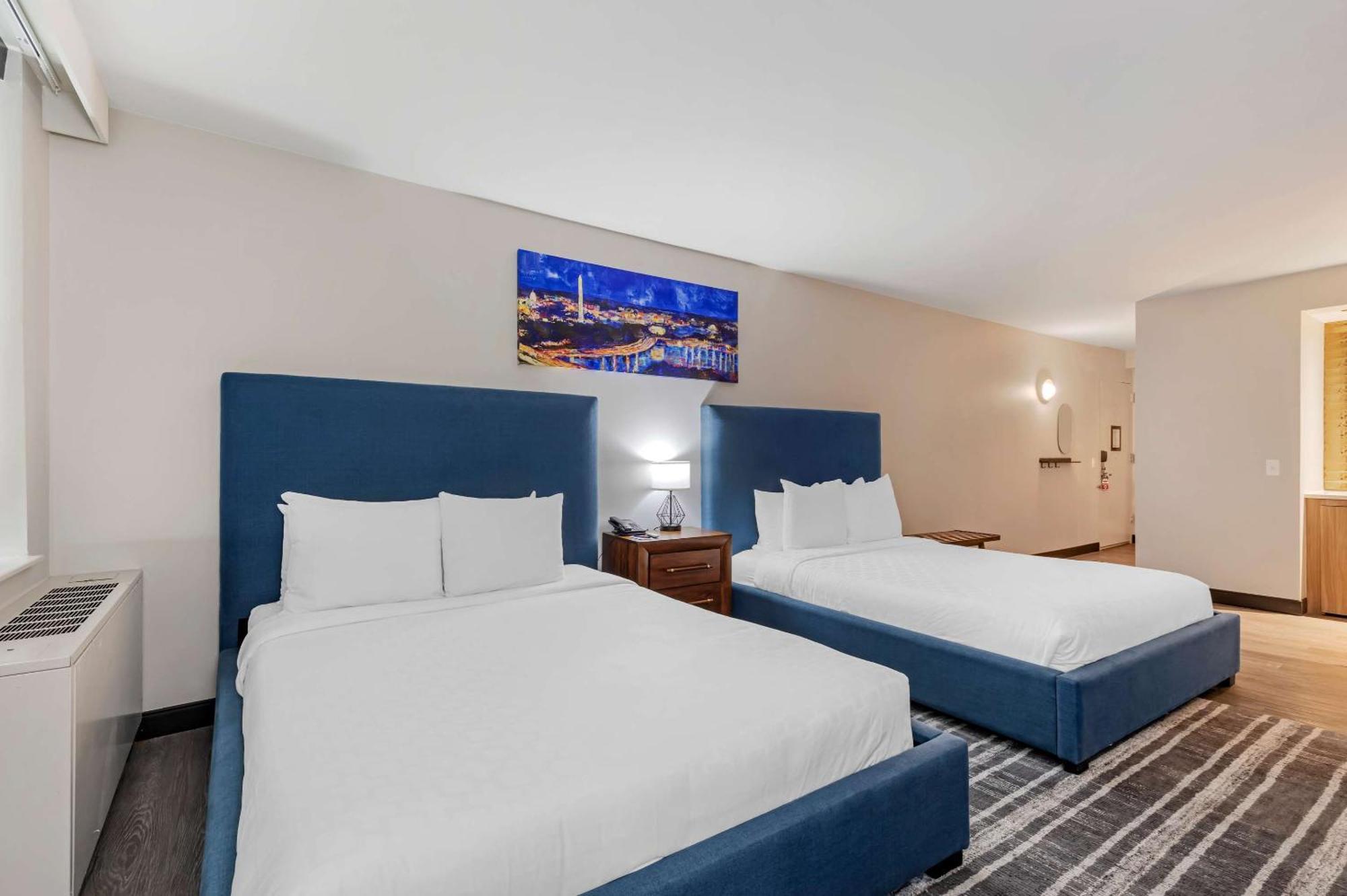 Quadruple Room Two Queen Beds Disability Access or Non Smoking