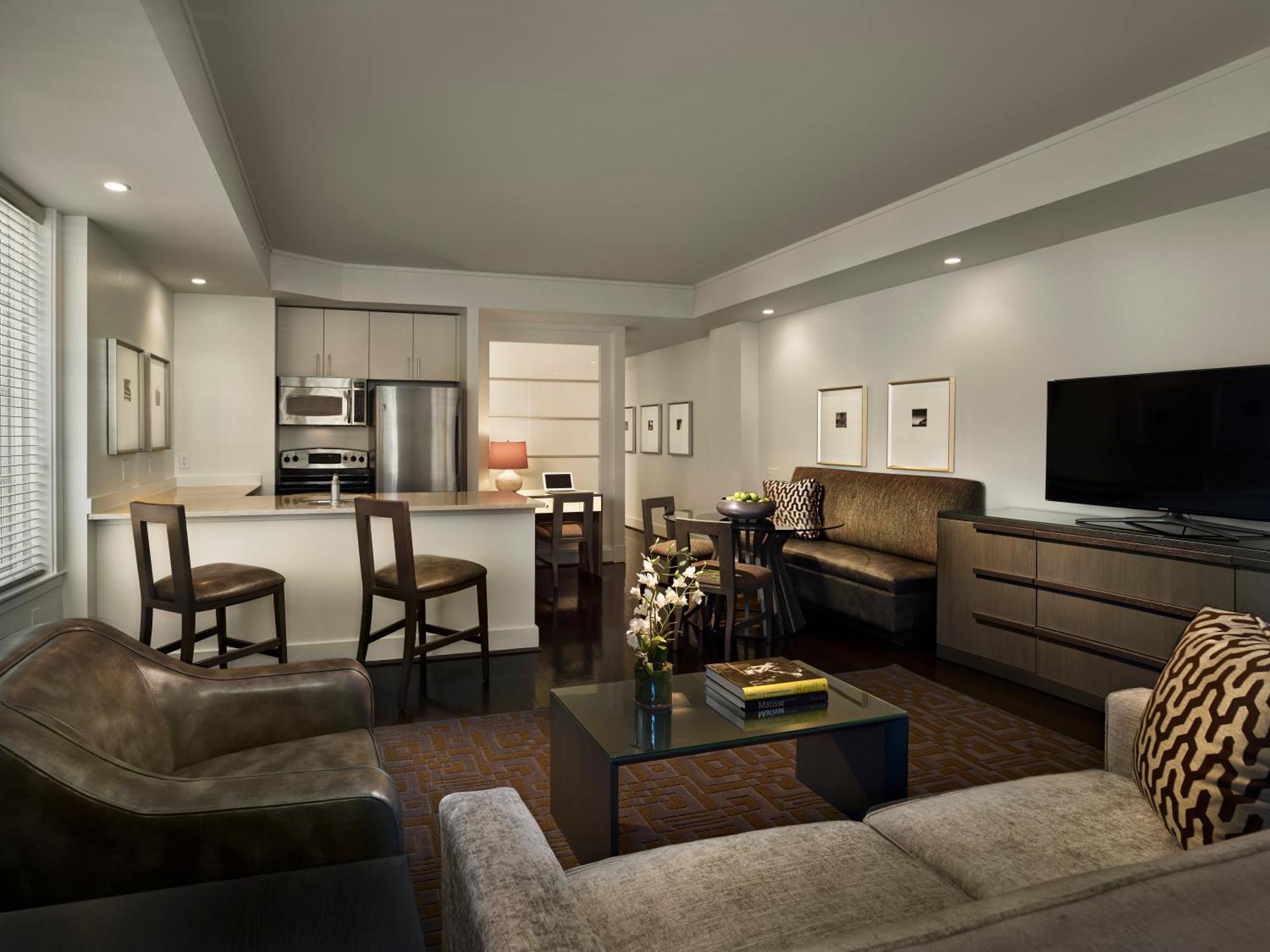 One Bedroom Platinum Suite,300730252:JPEG