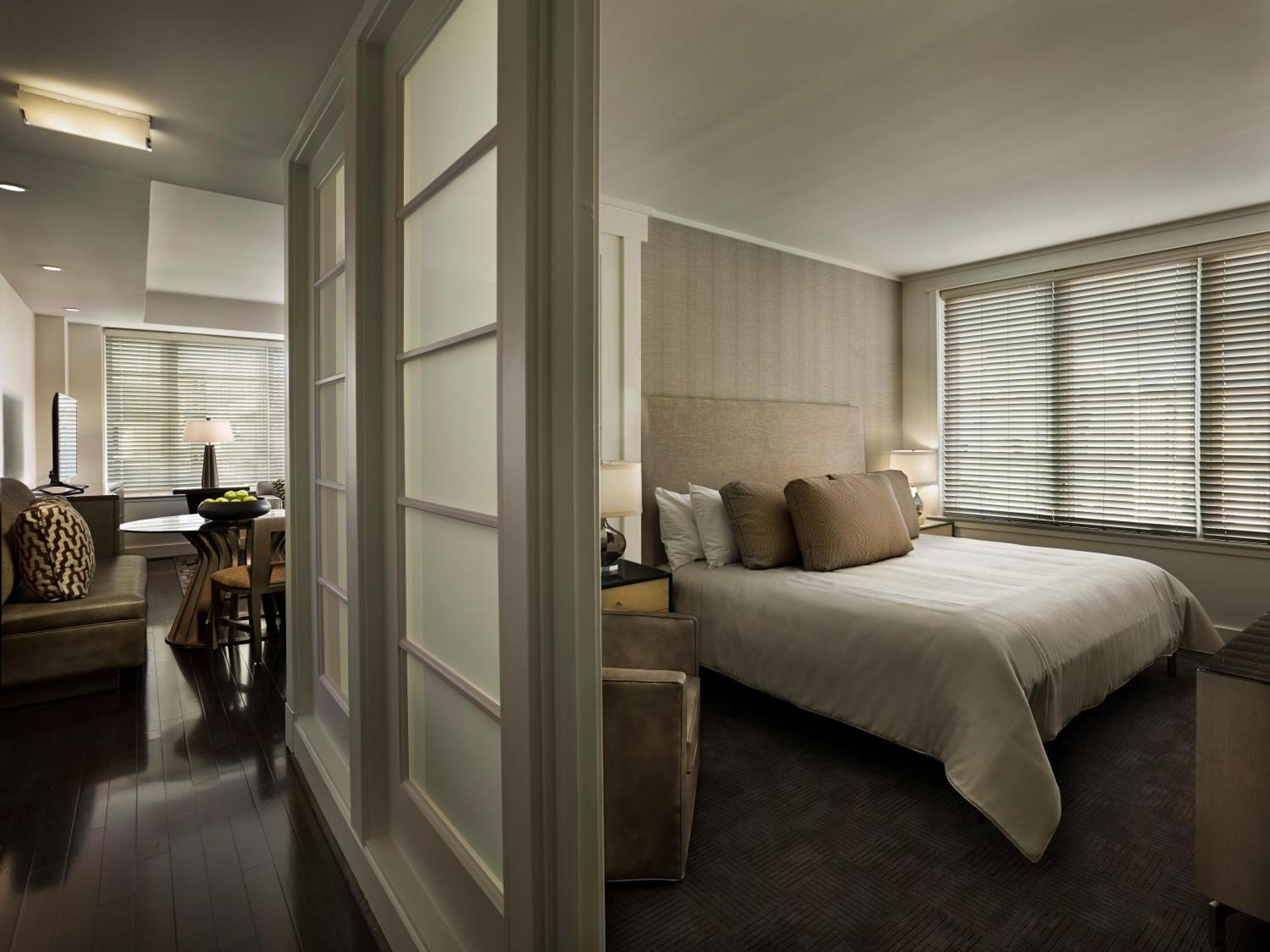One Bedroom Platinum Suite