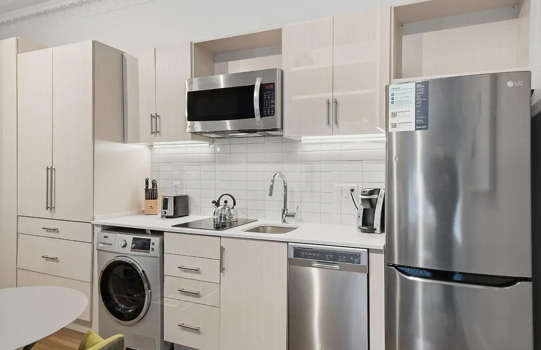 Placemakr Dupont Circle-1