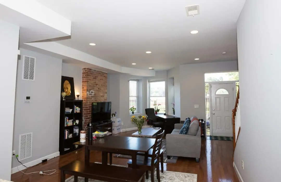 Steps To Convention Center, Downtown Dc, And Metro Station: Private And Comfortable Bedroom/Bathroom-1