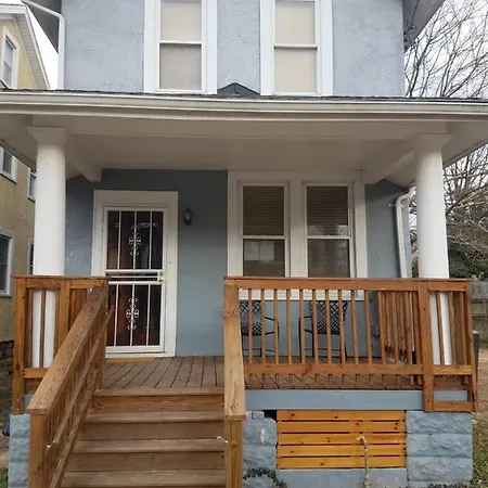 4Br 2 Full Bath Sleeps 10 Large Yard 2 Cars-2