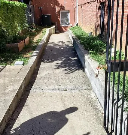 Lovely 2Br Rental Unit-2