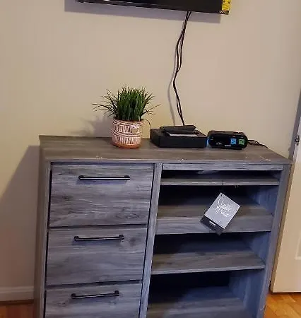 Lovely 2Br Rental Unit-3