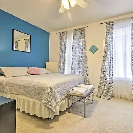 Anacostia 3 Bed Close To National Mall Free Parking-2