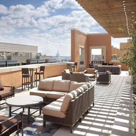 Global Luxury Suites At The Convention Center-3