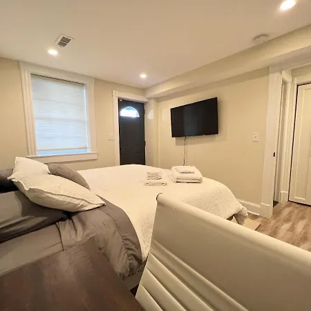 Private English Basement In Capitol Hill-3