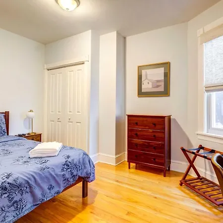 Historic H Street Corridor Townhome, Patio And Grill-3
