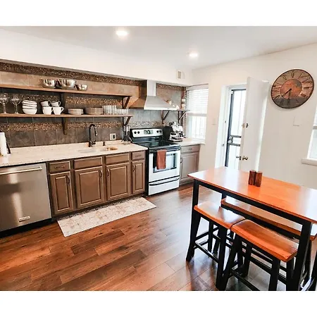 Executive Luxury For Work Or Play In Dc!-3