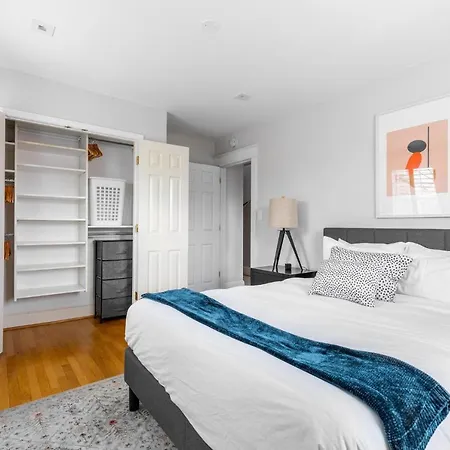 Lovely 5Br House In Dc Near Embassy Row-2