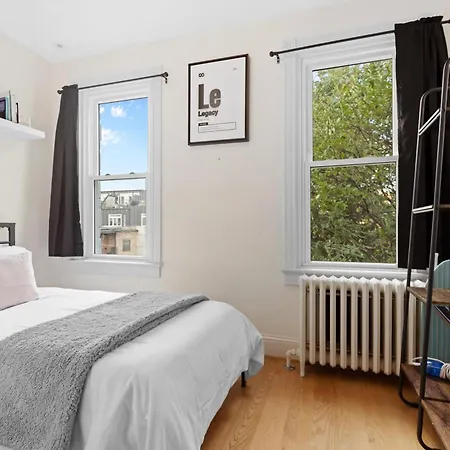 H St Dc Haven 4-Br Homestay-2