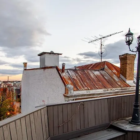 Luxe Kalorama 5-Br Townhome Close To Dupont Circle-3