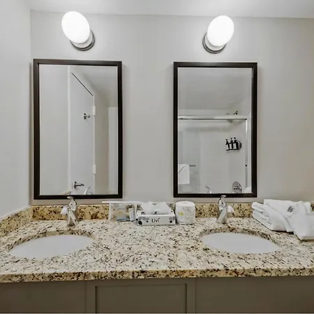 Global Luxury Suites At Georgetown-2