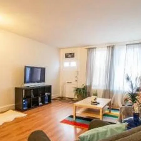 Washington Dc Home Sleeps 8 Anacostia Free Parking-3
